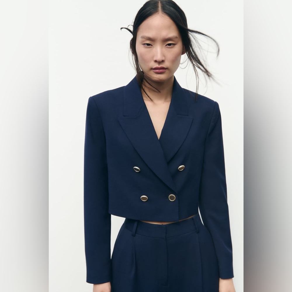 NEW ZARA DOUBLE BREASTED CROP BLAZER IN NAVY SIZE XS
